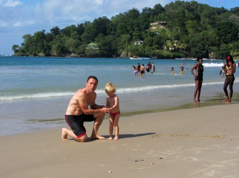 Las Cuevas Beach